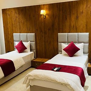 Luxury 4 Bedded Room